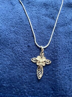 Rare Vintage Filigree Crucifix Necklace